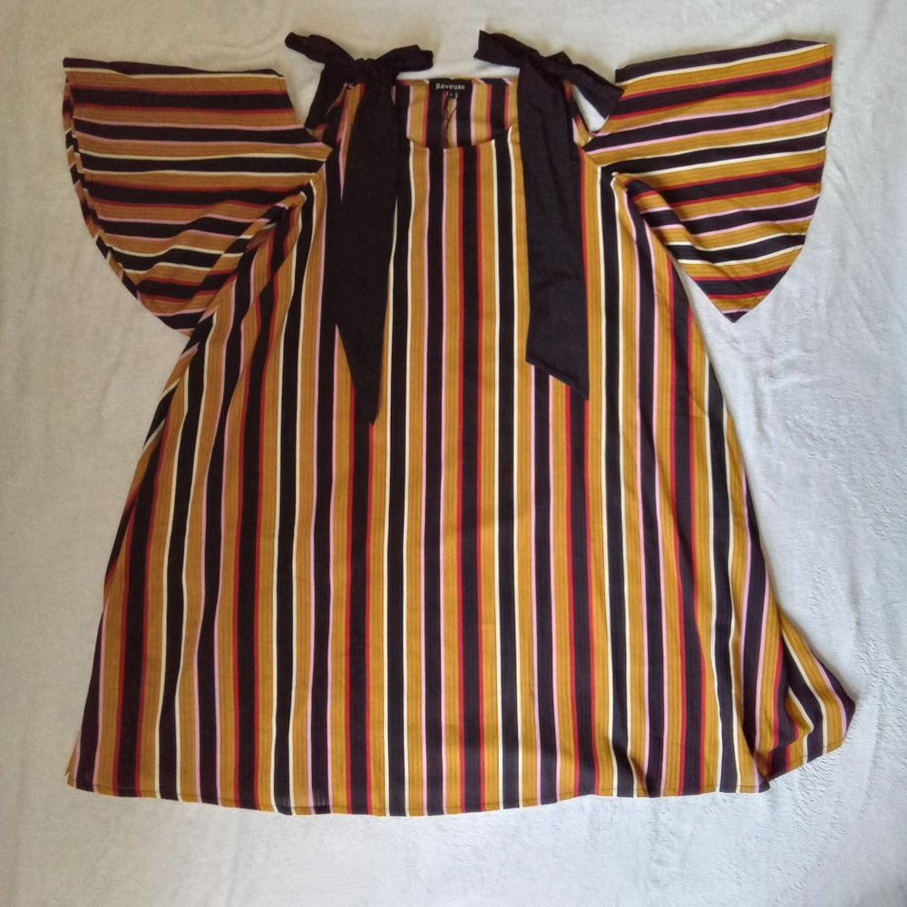 Reveuse Striped Short Sleeve tunic cold shoulder Size L